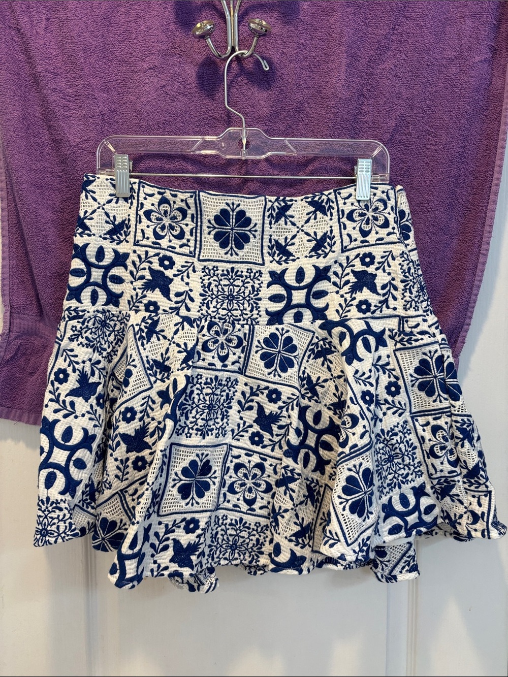 NWT Anthropologie Navy and White Floral Tile Skater Skirt